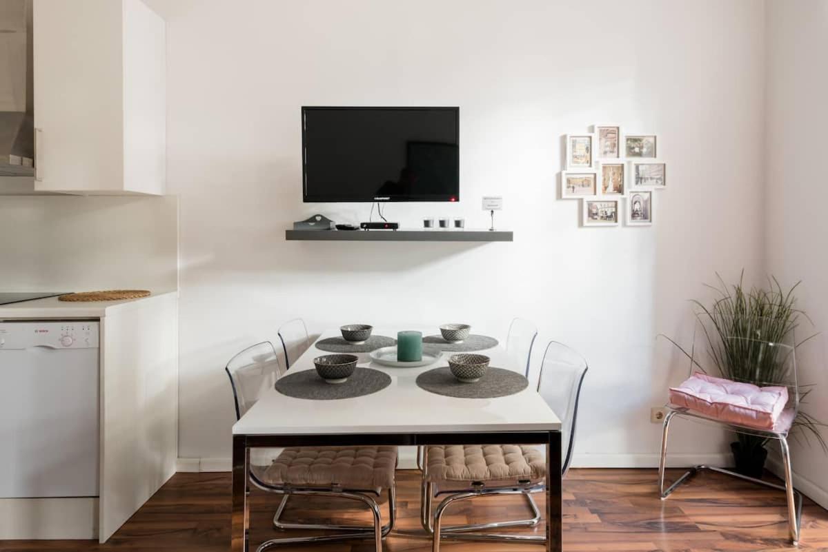 Luxurious And Spacious 5 Min Walk To City Center, 1-2 Viena Exterior foto